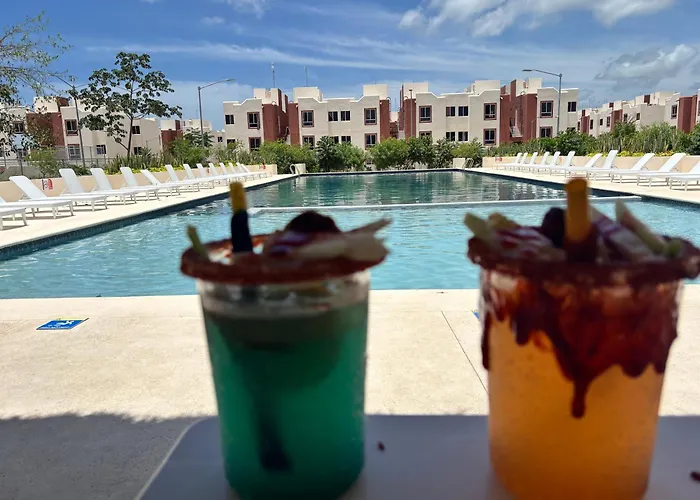 Beautiful With Pool View Apartment