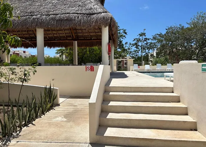 Apartment Beautiful With Pool View