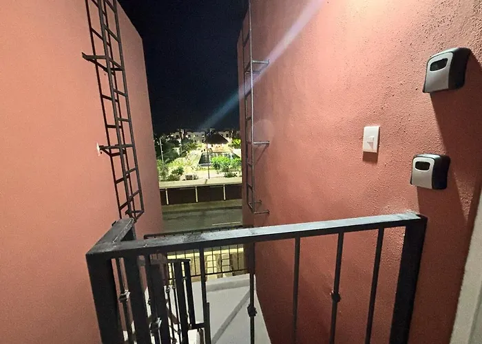 Apartment Beautiful With Pool View *